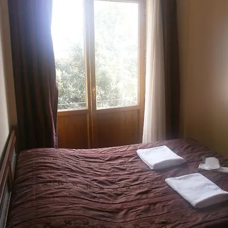Emre Otel 2*