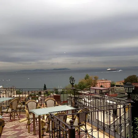 Emre Otel 2*